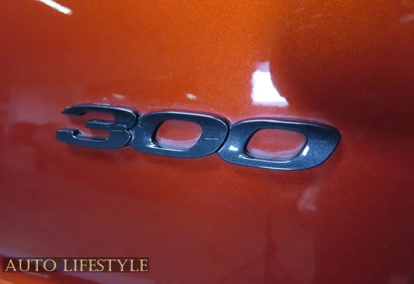 2021 Chrysler 300 (2005-2023) - Image 15 of 31
