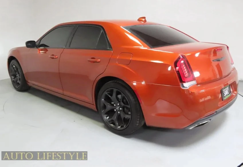 2021 Chrysler 300 (2005-2023) - Image 6 of 31