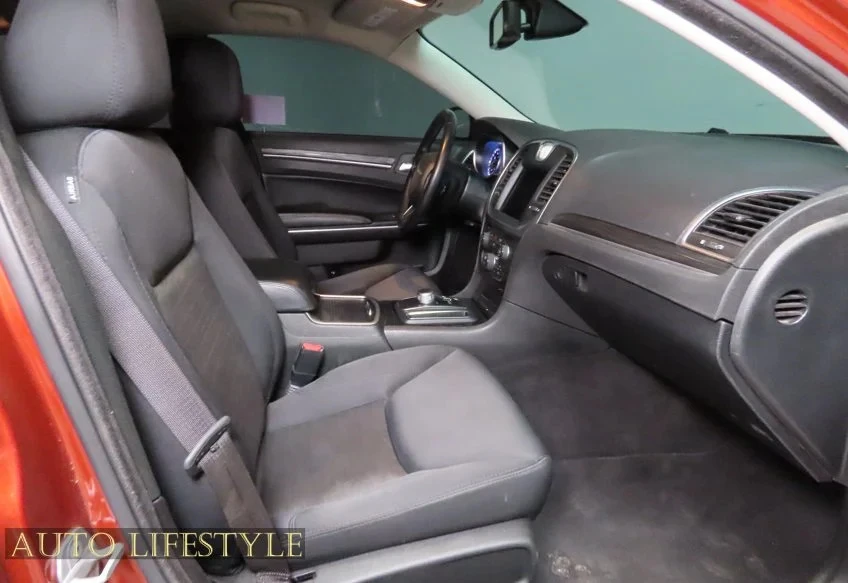 2021 Chrysler 300 (2005-2023) - Image 23 of 31