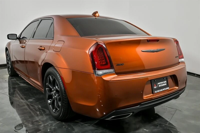 2021 Chrysler 300 (2005-2023) - Image 9 of 21