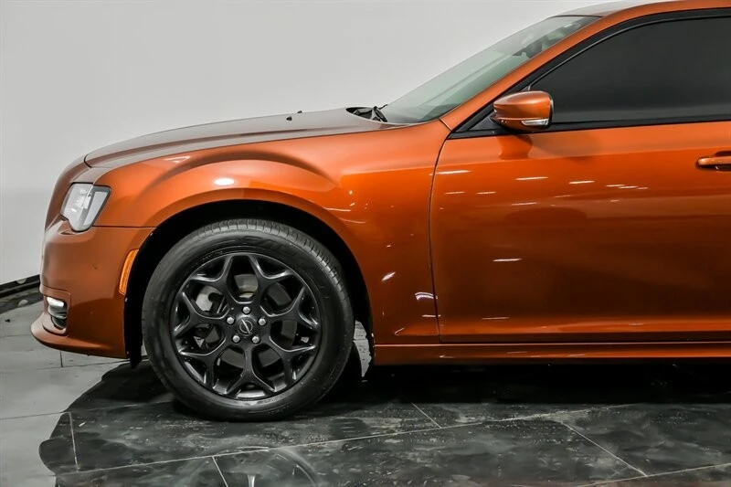 2021 Chrysler 300 (2005-2023) - Image 6 of 21