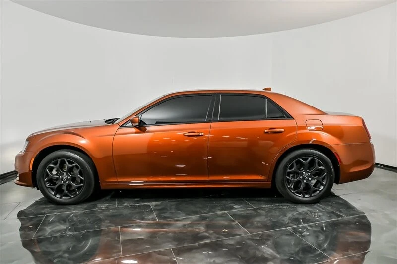 2021 Chrysler 300 (2005-2023) - Image 7 of 21