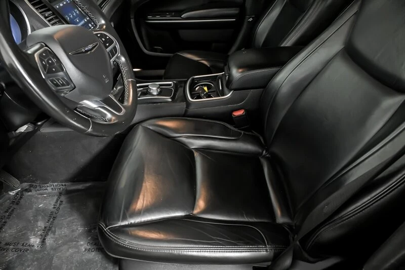 2021 Chrysler 300 (2005-2023) - Image 19 of 21