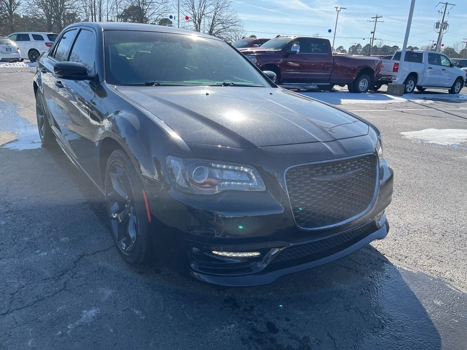 2021 Chrysler 300 (2005-2023) - Image 3 of 12