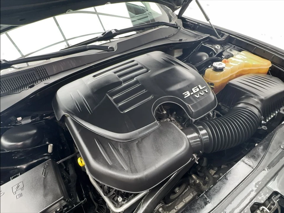 2021 Chrysler 300 (2005-2023) - Image 18 of 21