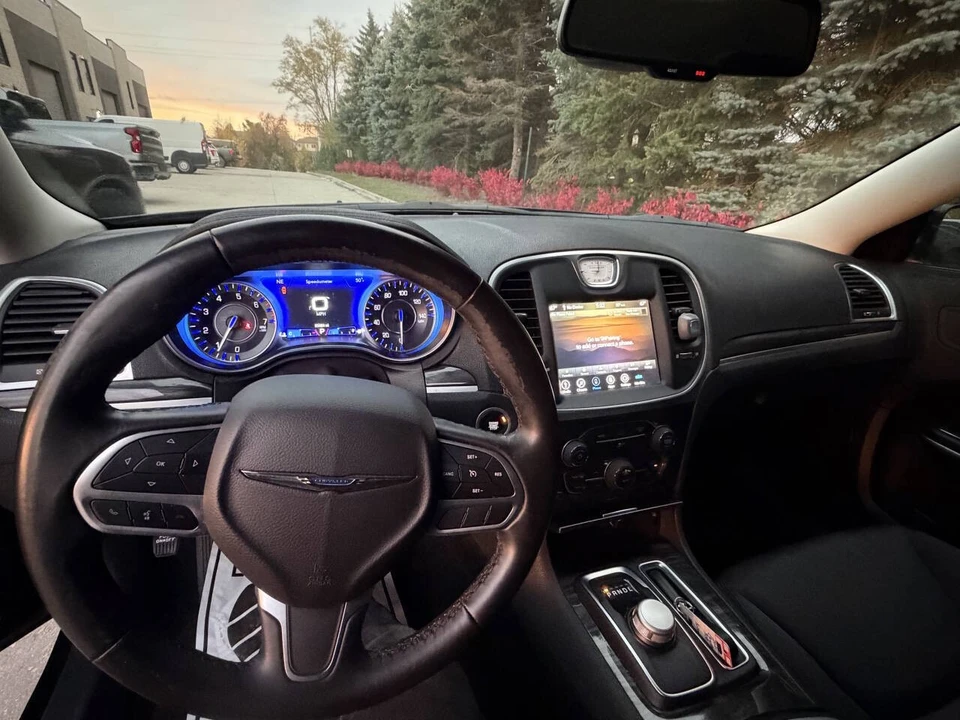 2021 Chrysler 300 (2005-2023) - Image 15 of 19