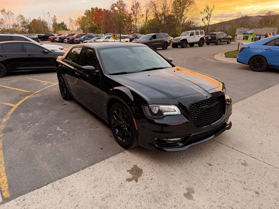 2021 Chrysler 300 (2005-2023) - Image 5 of 19