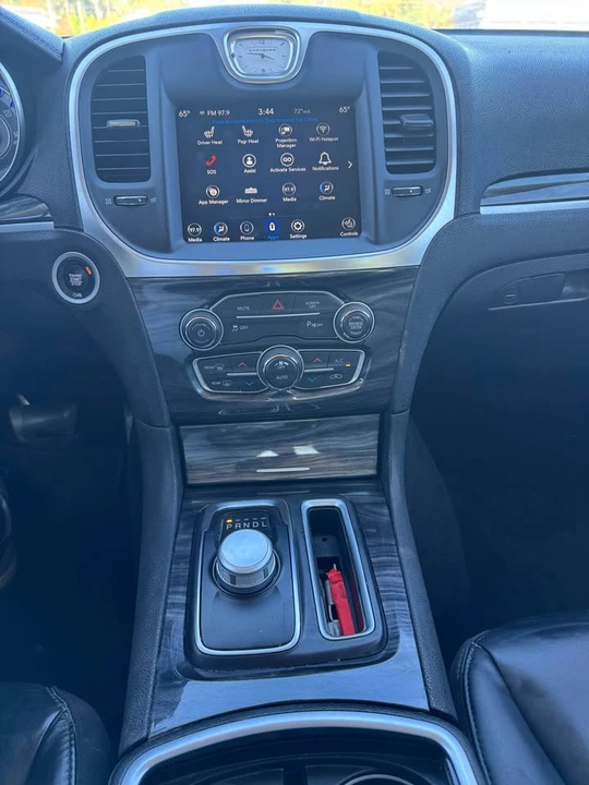 2021 Chrysler 300 (2005-2023) - Image 7 of 9