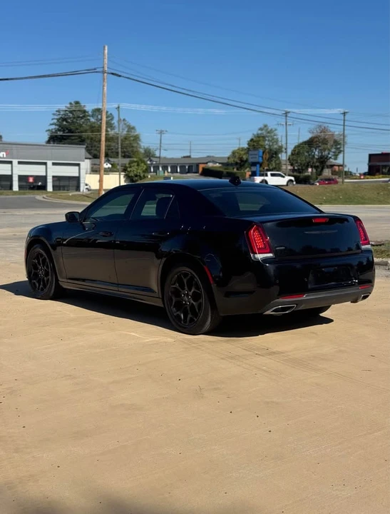 2021 Chrysler 300 (2005-2023) - Image 4 of 9