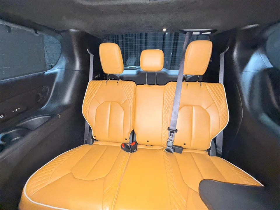 2021 Chrysler Town & Country - Image 4 of 31