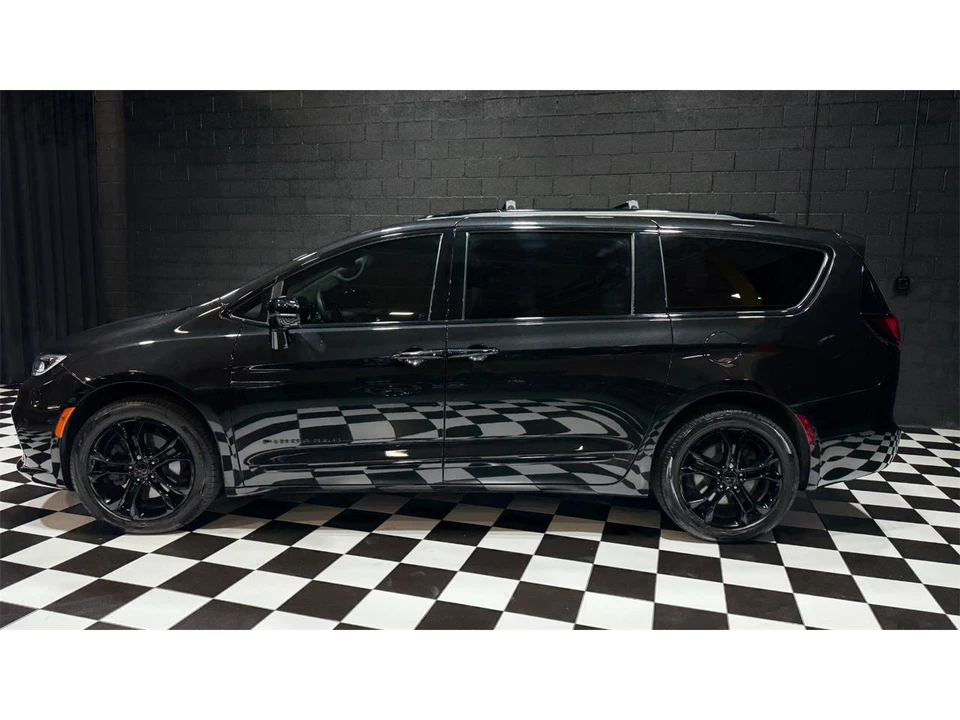 2021 Chrysler Town & Country - Image 6 of 31