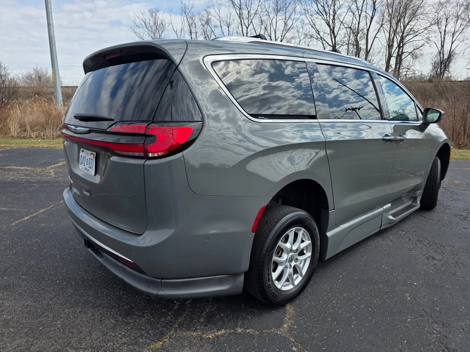 2021 Chrysler - Image 5 of 21