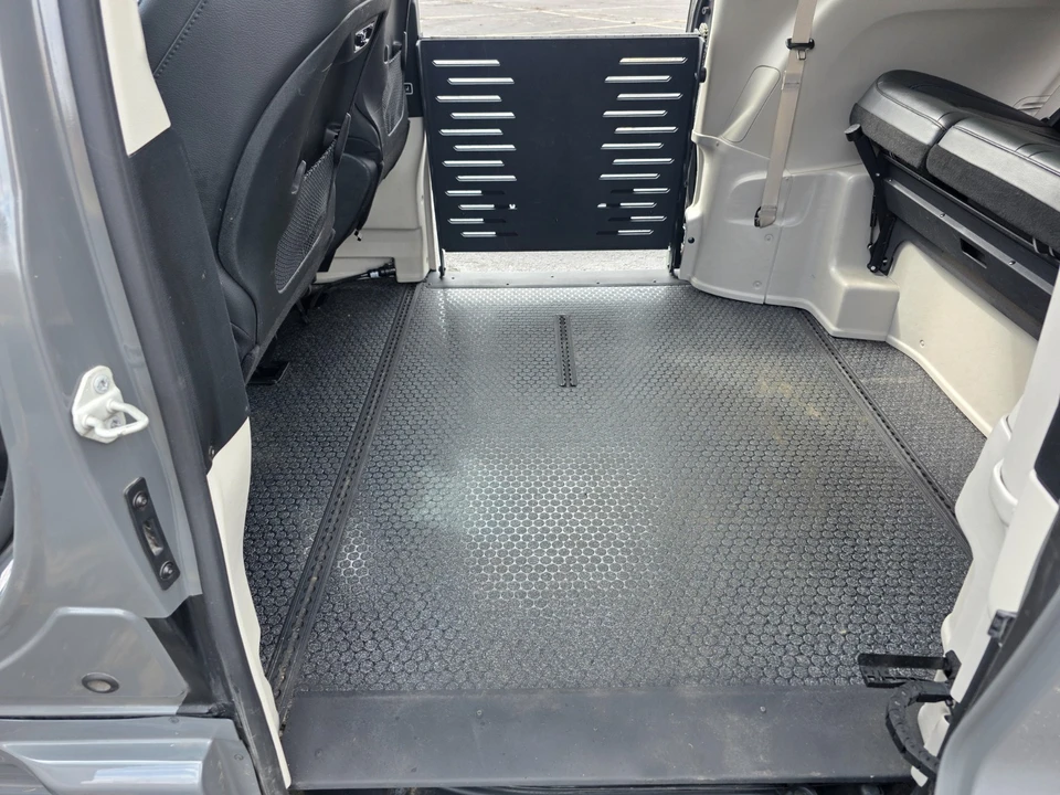 2021 Chrysler - Image 17 of 21