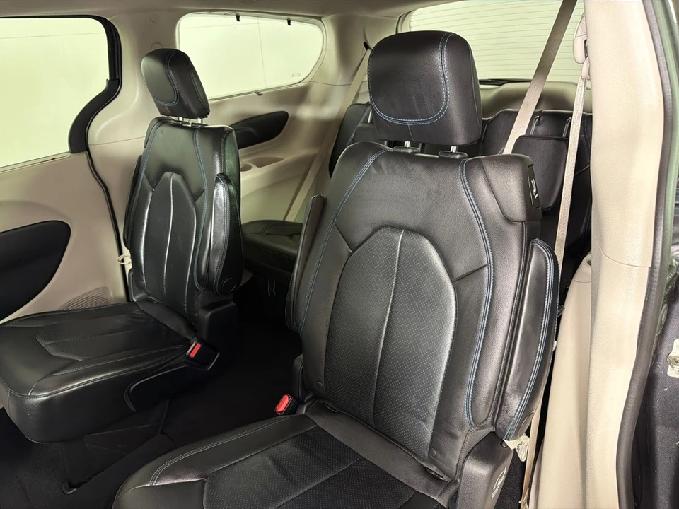 2021 Chrysler - Image 20 of 21