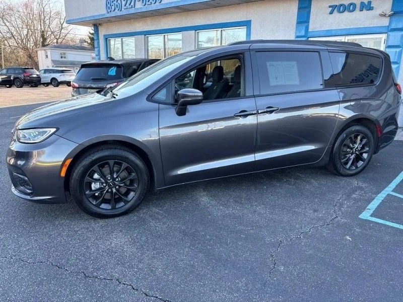 2021 Chrysler - Image 3 of 12