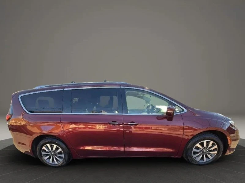 2021 Chrysler - Image 4 of 12