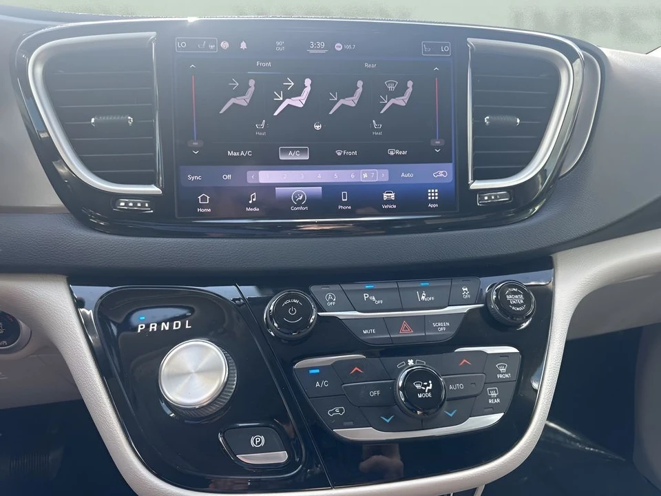2021 Chrysler - Image 18 of 21
