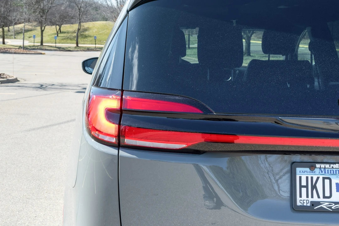 2021 Chrysler - Image 25 of 31