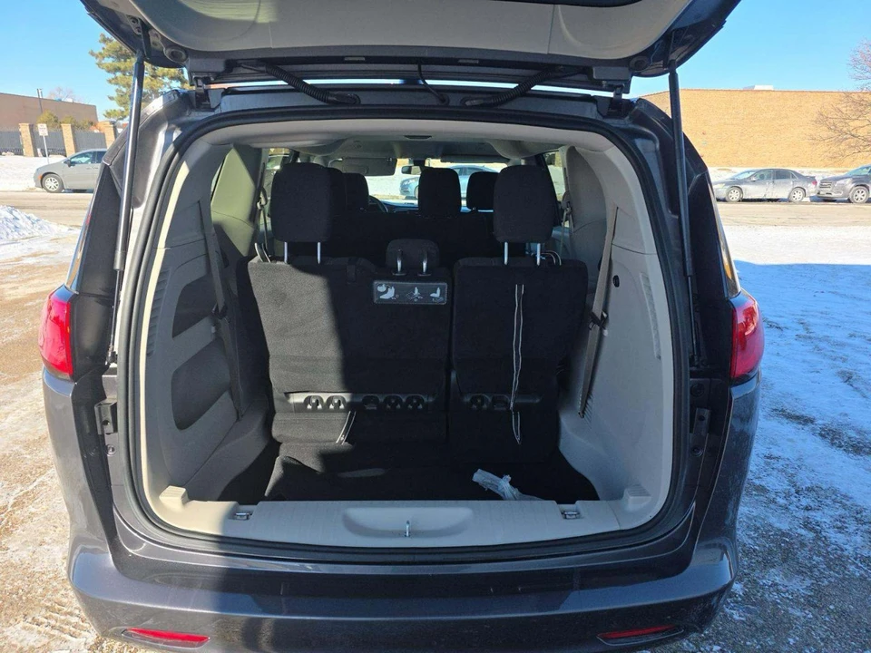 2021 Chrysler - Image 11 of 13