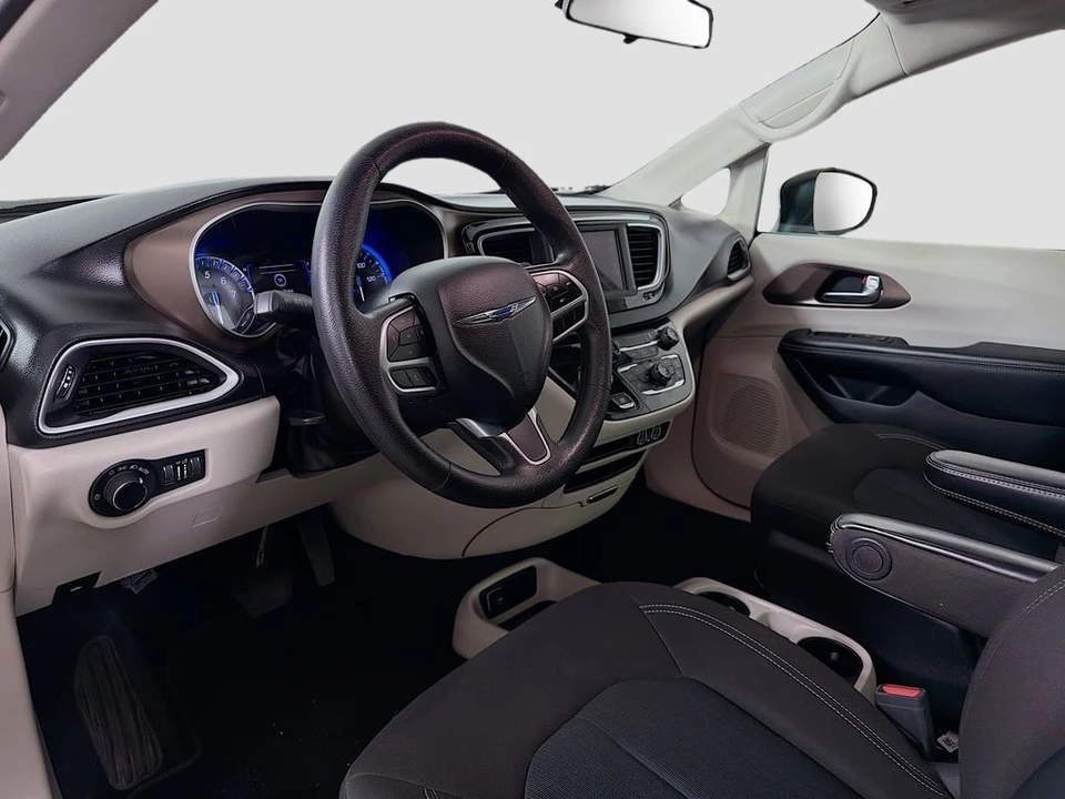 2021 Chrysler - Image 10 of 21