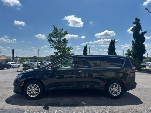 2021 Chrysler - Image 12 of 14