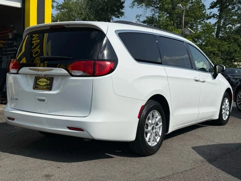 2021 Chrysler - Image 6 of 12