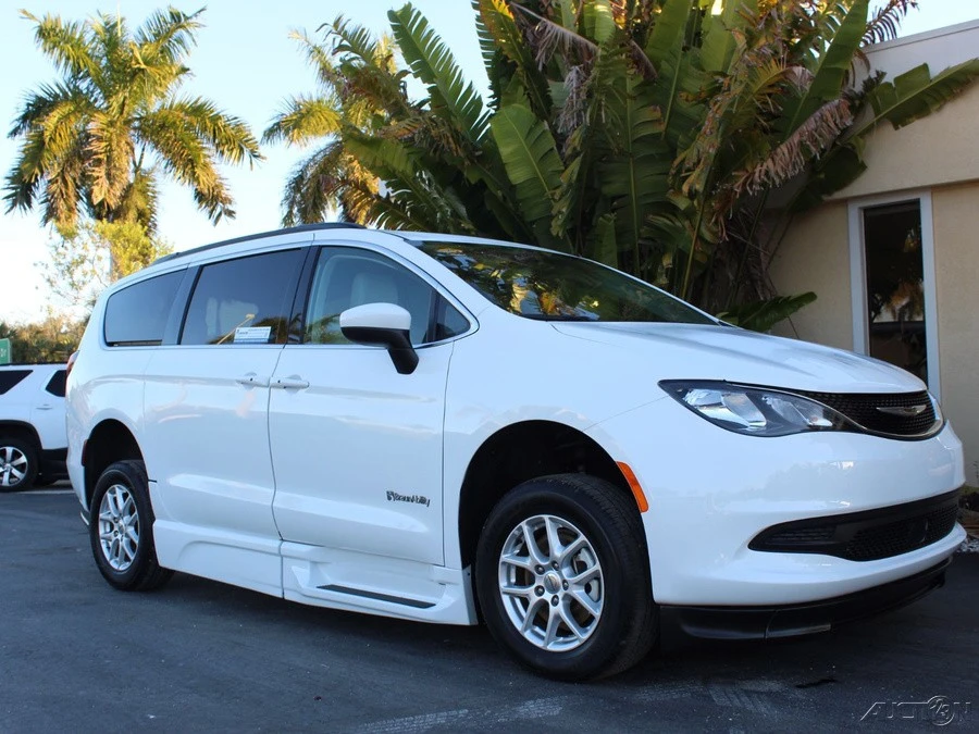 2021 Chrysler - Image 3 of 12