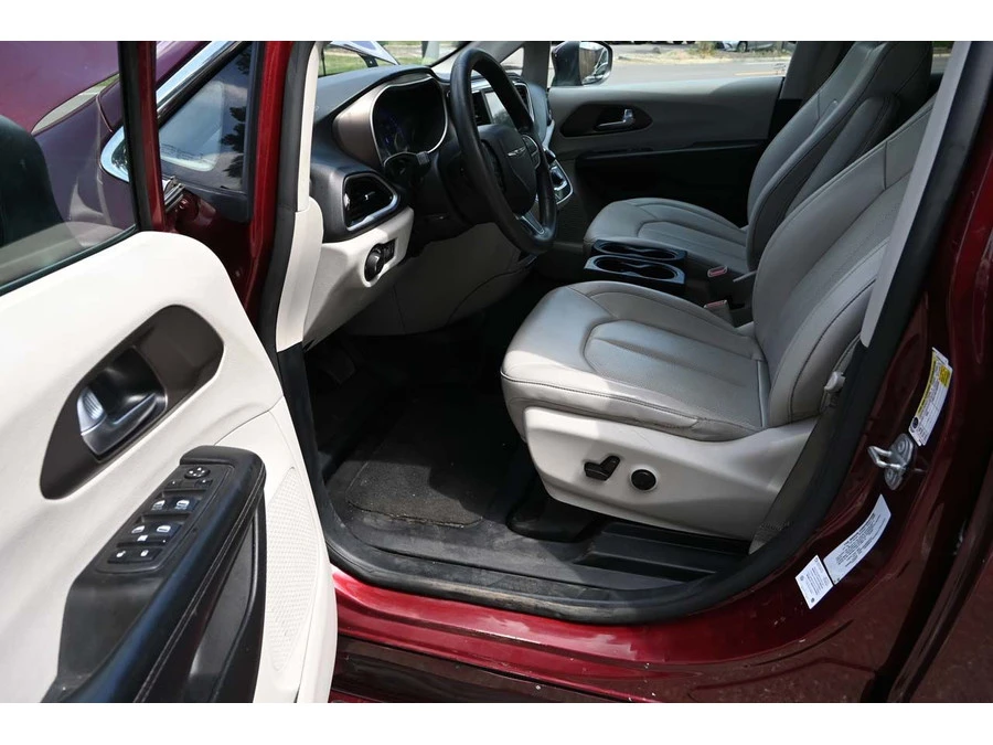 2021 Chrysler - Image 13 of 21