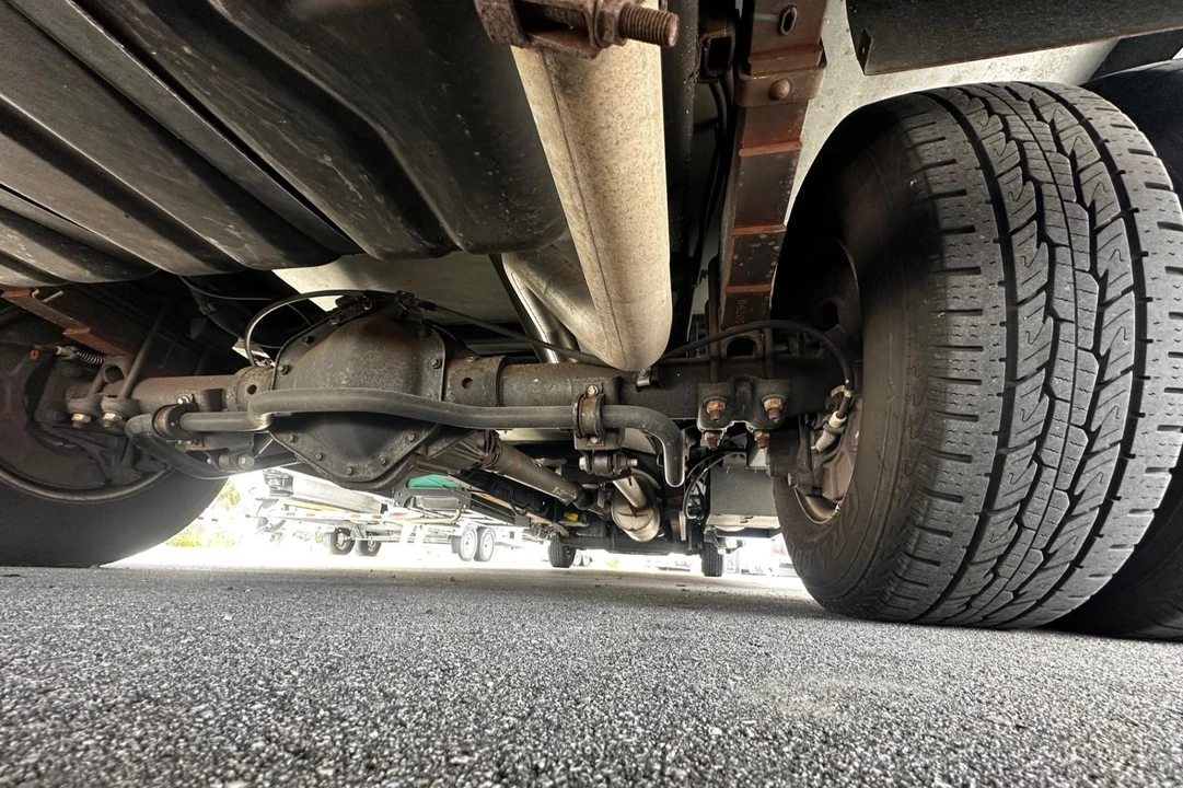 2021 Chevrolet Express - Image 8 of 8