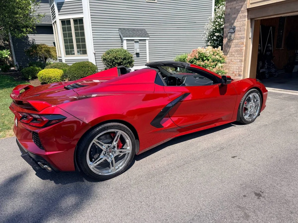 2021 Chevrolet Corvette C8 - Image 3 of 10