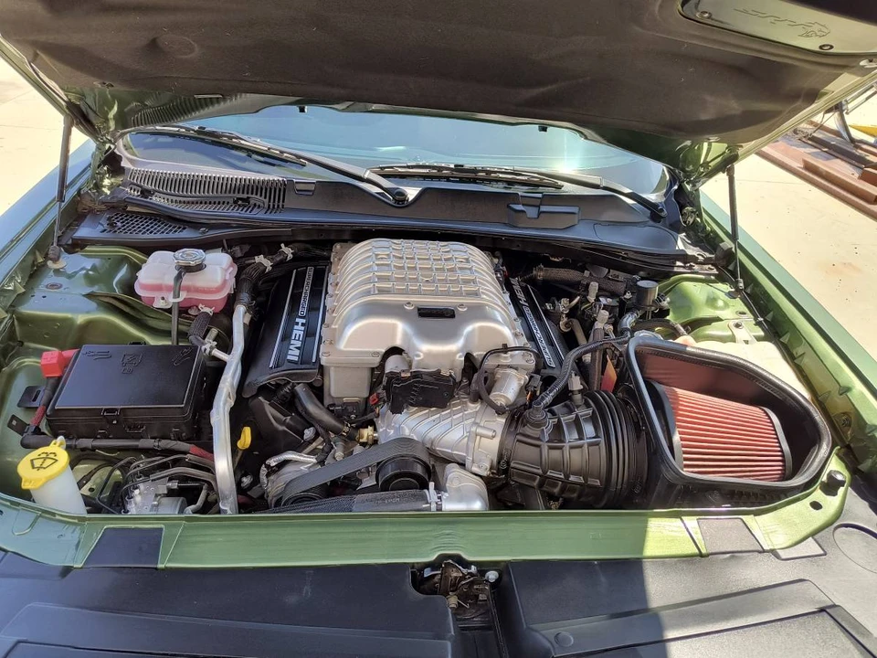 2021 Dodge Challenger SRT Hellcat 3rd Gen - Image 9 of 10