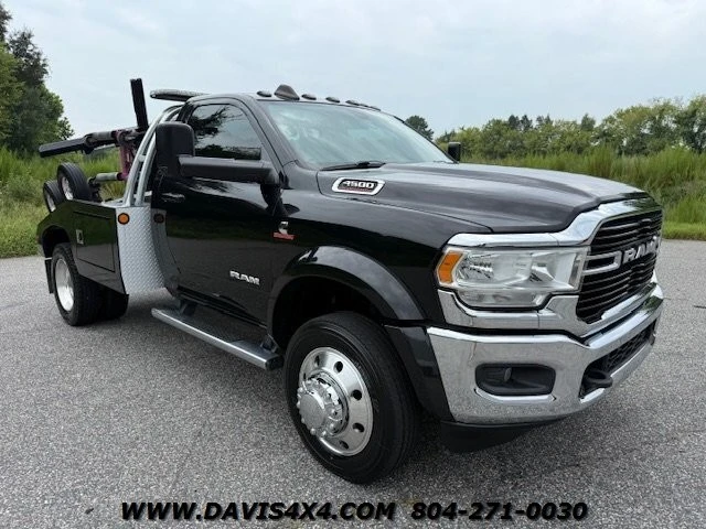2021 Ram 4500 & 5500 - Image 28 of 31