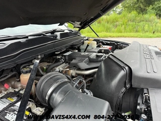 2021 Ram 4500 & 5500 - Image 24 of 31