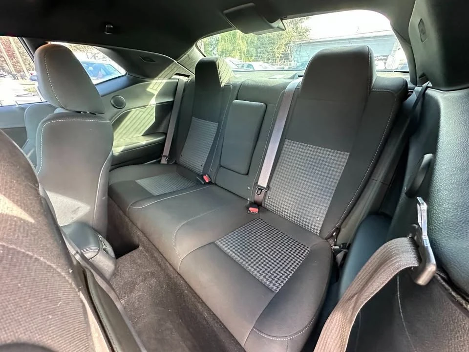 2021 Dodge Challenger 3rd Gen - Image 9 of 12