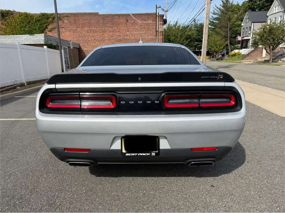 2021 Dodge Challenger 3rd Gen - Image 9 of 19