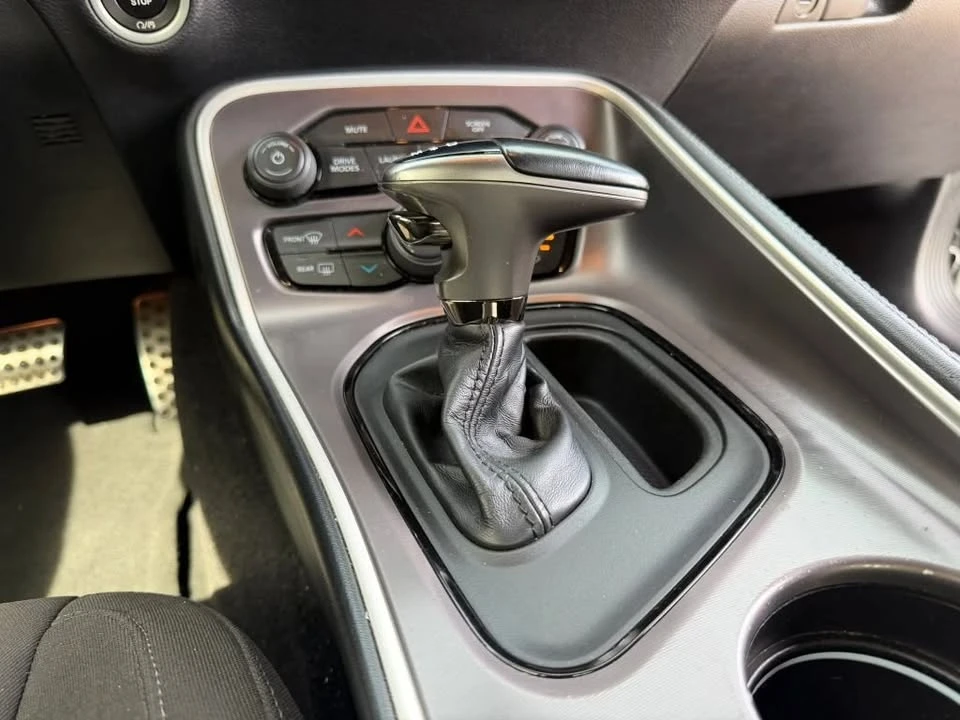 2021 Dodge Challenger 3rd Gen - Image 18 of 19