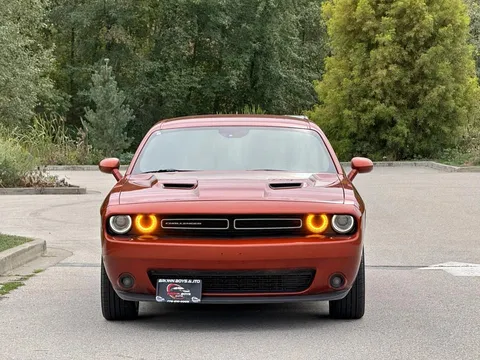 2021 Dodge Challenger Premium