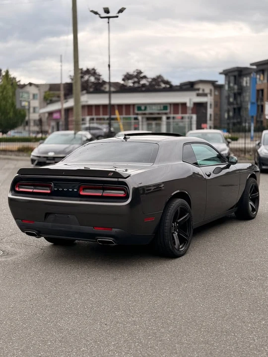 2021 Dodge Challenger 3rd Gen - Image 3 of 19
