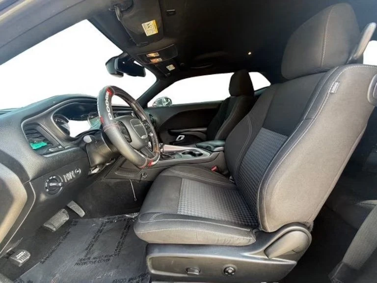 2021 Dodge Challenger 3rd Gen - Image 12 of 13