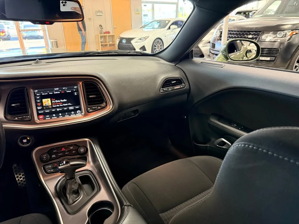 2021 Dodge Challenger 3rd Gen - Image 13 of 20