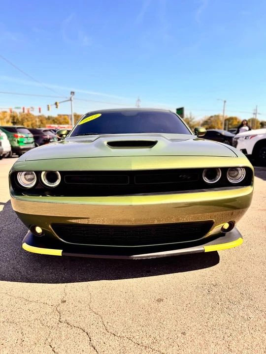 2021 Dodge Challenger 3rd Gen - Image 3 of 20