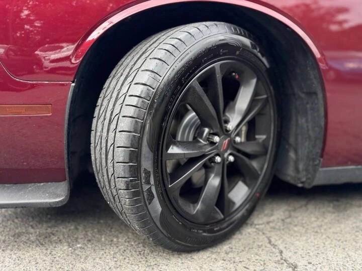 2021 Dodge Challenger 3rd Gen - Image 19 of 20