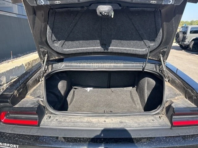 2021 Dodge Challenger 3rd Gen - Image 5 of 16