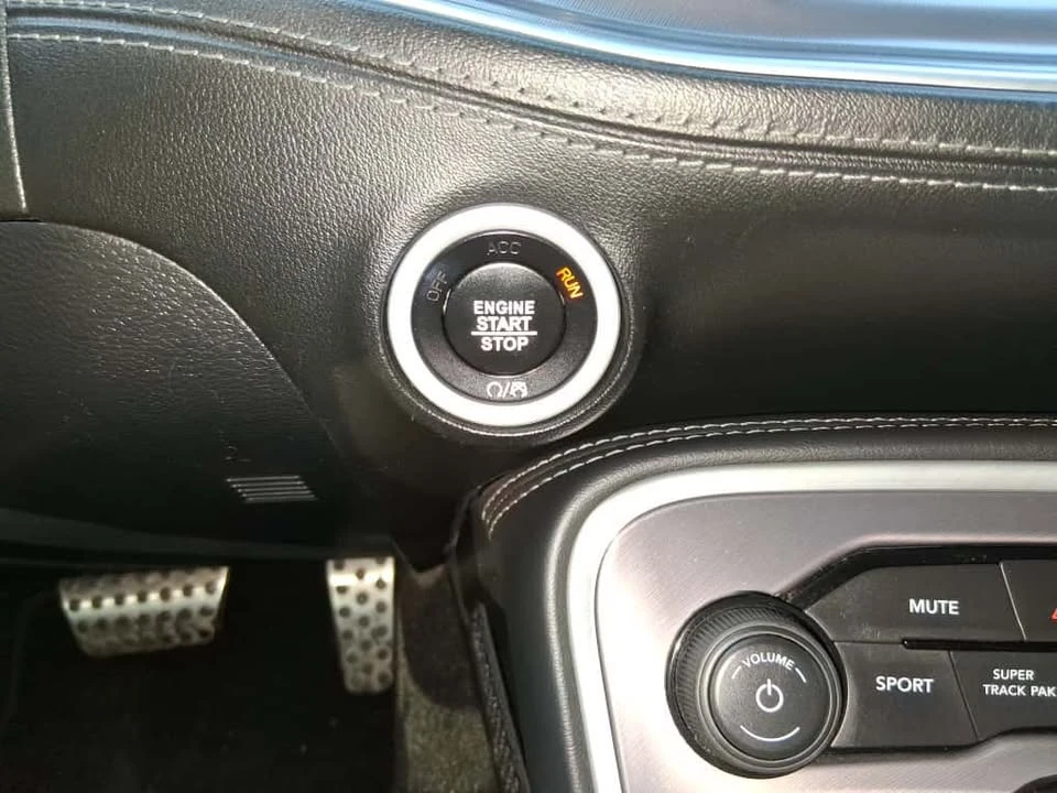 2021 Dodge Challenger 3rd Gen - Image 12 of 17