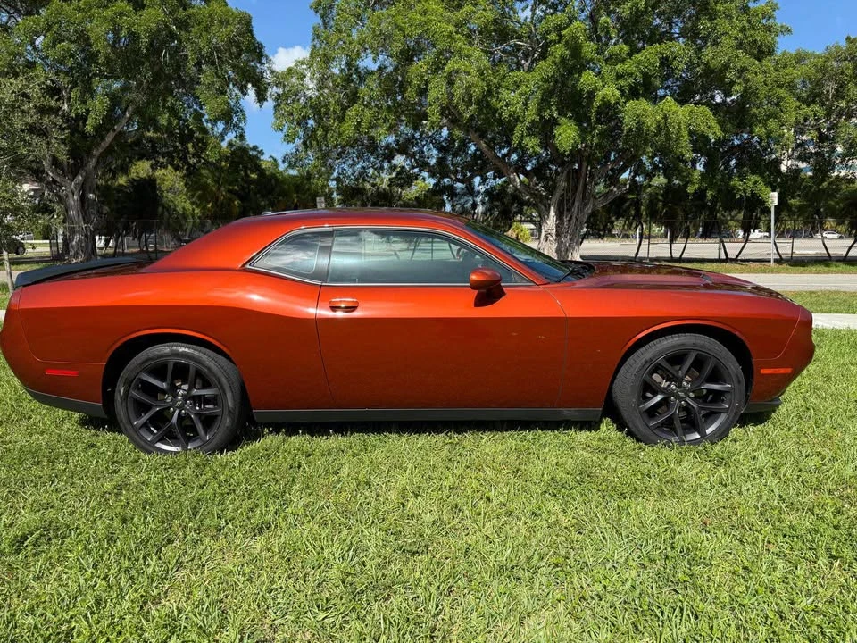 2021 Dodge Challenger 3rd Gen - Image 10 of 11