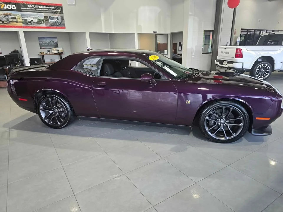 2021 Dodge Challenger 3rd Gen - Image 2 of 4