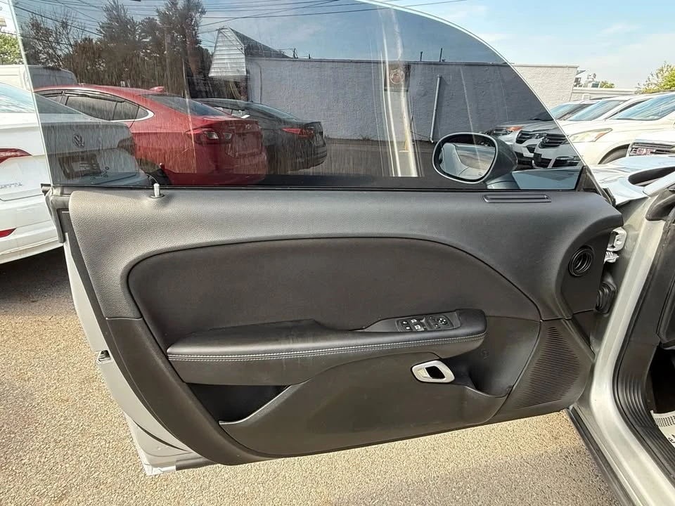 2021 Dodge Challenger 3rd Gen - Image 8 of 17