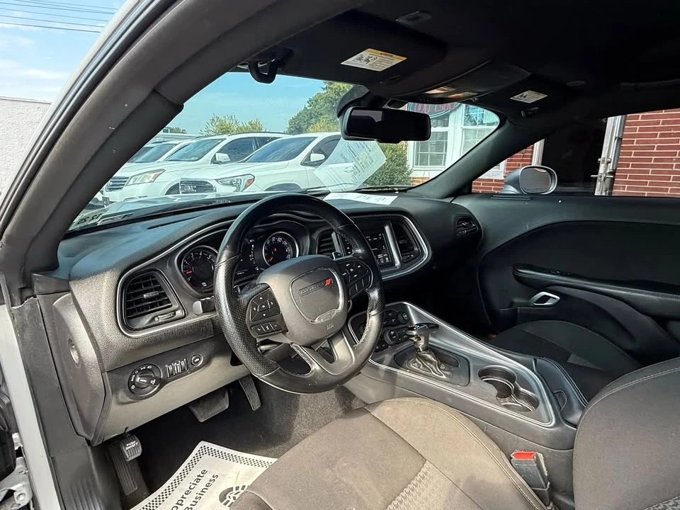 2021 Dodge Challenger 3rd Gen - Image 9 of 17