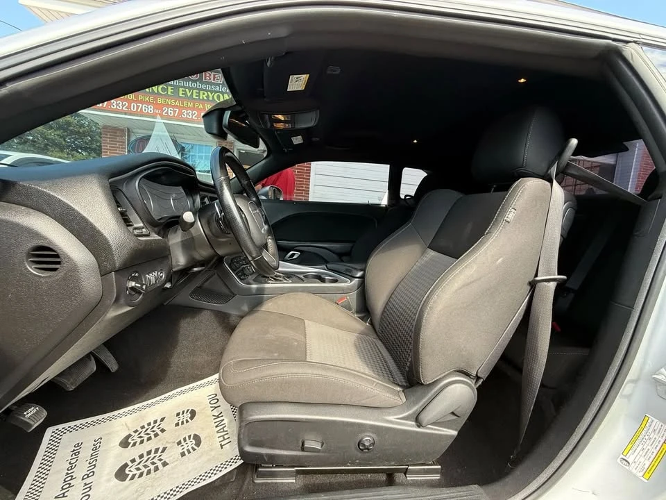 2021 Dodge Challenger 3rd Gen - Image 10 of 17