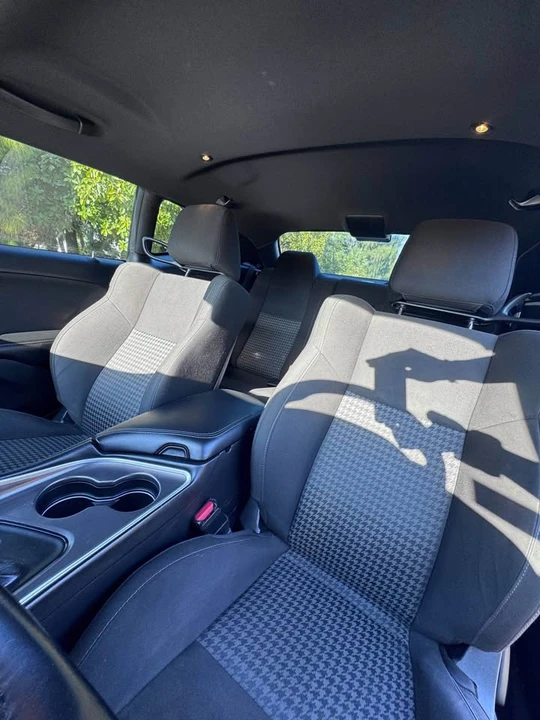 2021 Dodge Challenger - Image 9 of 10